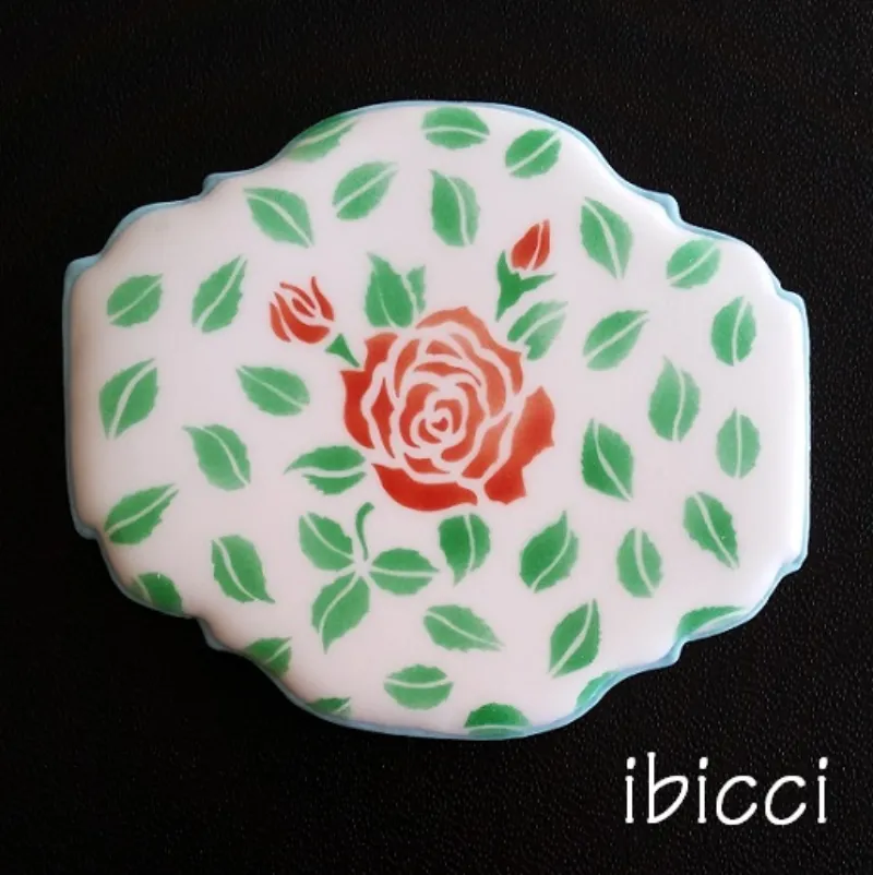 ibicci cookie using the Rose, 2 Buds and Leaves stencil - 2 part