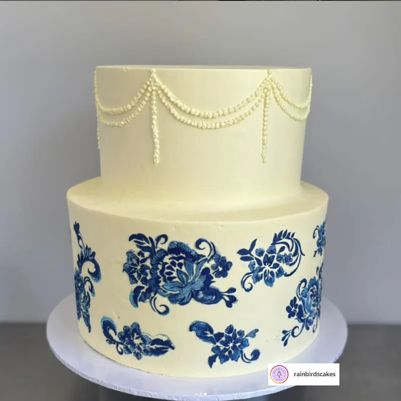 Rainbirds Cakes Wedding cake using ibicci ER Lace Lanel