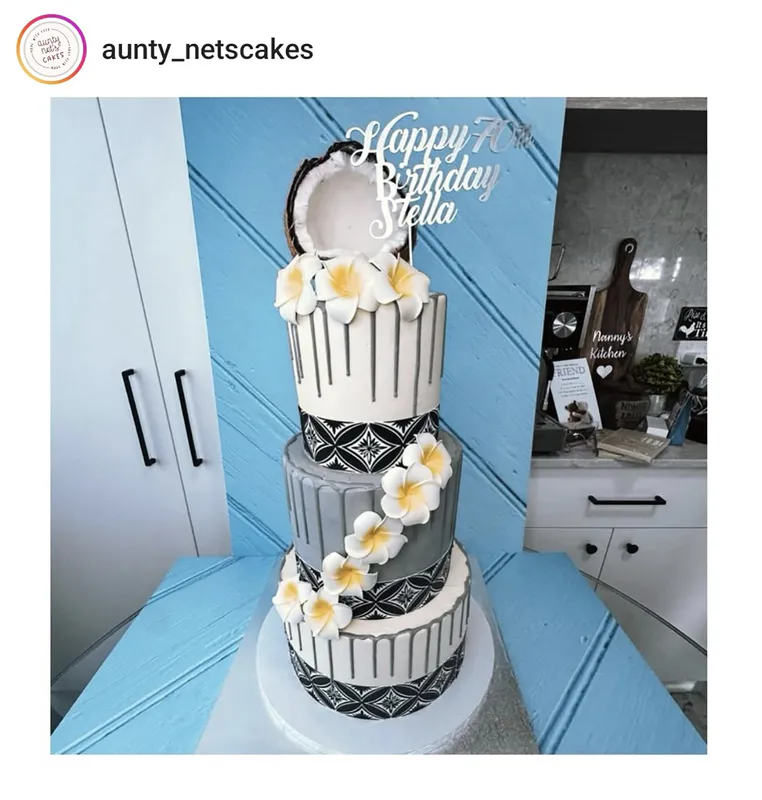 Aunty Nets cake using the DPJB Samoan Flower digital print