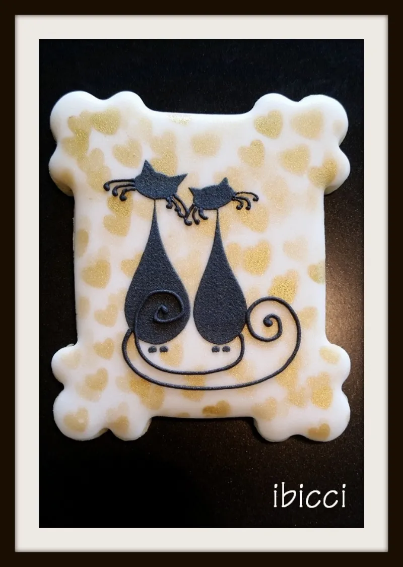 Love cats using the small heart bokeh stencil as the background