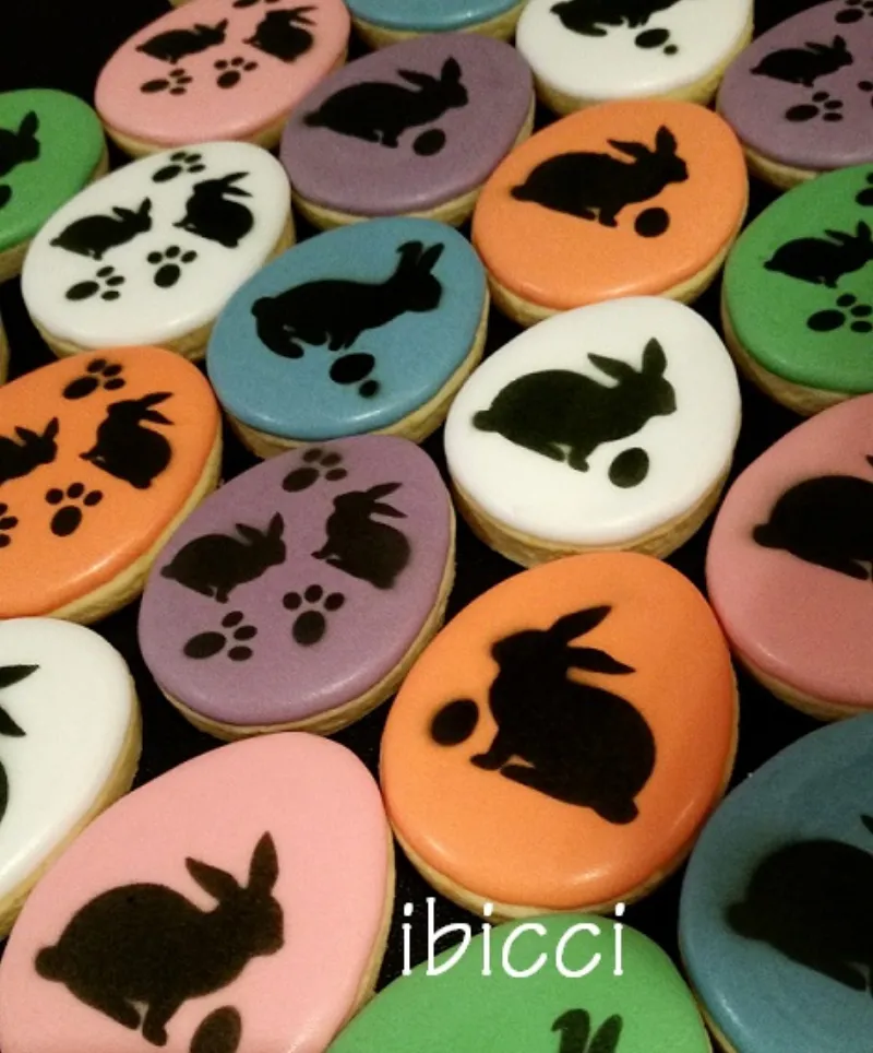 ibicci cookies using the Easter Bunnies with eggs (2) stencil