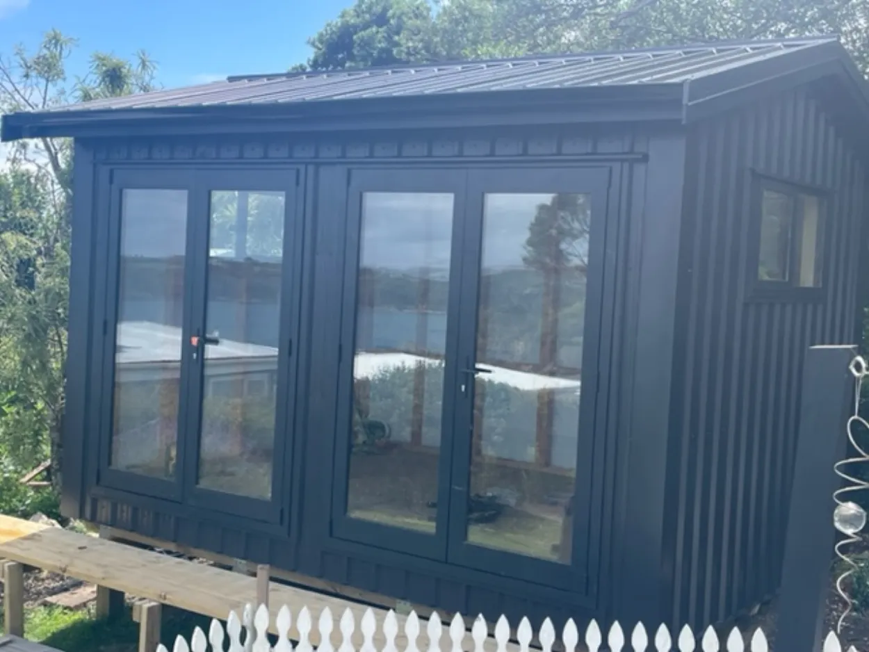 Cabins and Batches - Gable Cabin located on Waiheke Island