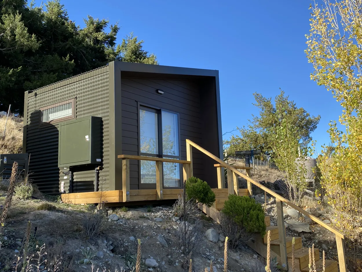 Cabins and Baches - Euro Cabin, Mackenzie Lakes