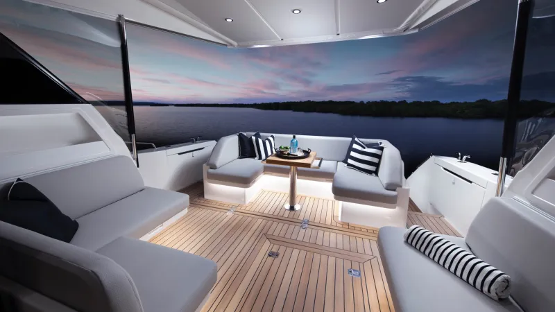 Maritimo S55 Luxury Motor Yacht Upper Cockpit