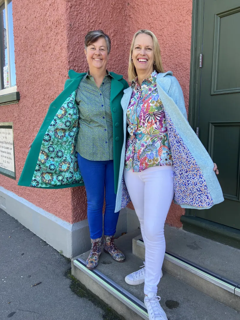 Showing off those fab linings! Lee-Anne in Marigold Coat 'Jade Spring'. Alethea in Day Tripper Coat 'Harbour Vista'