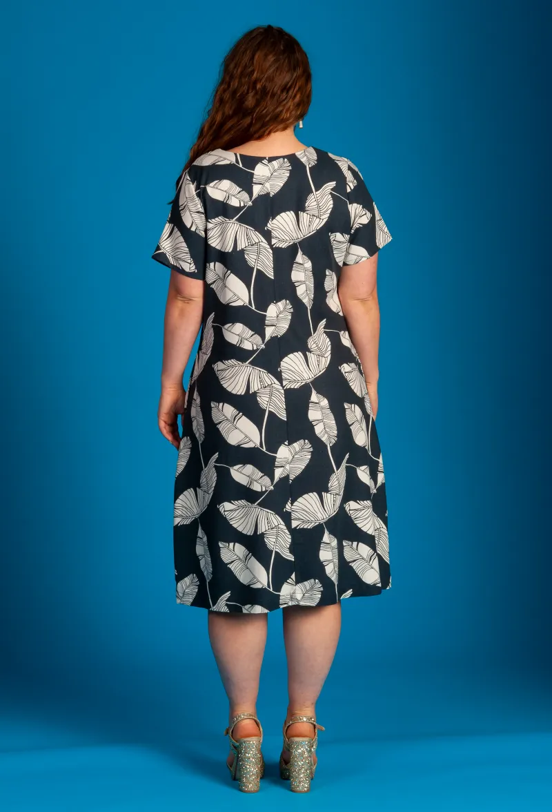 New style Breezy Dress 'Blue Palm'.