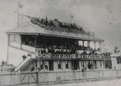 Richmond Park grandstand that burned down in 1917