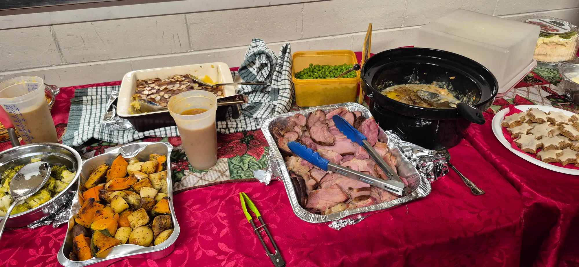 NZOS Mid-Winter Christmas table spread