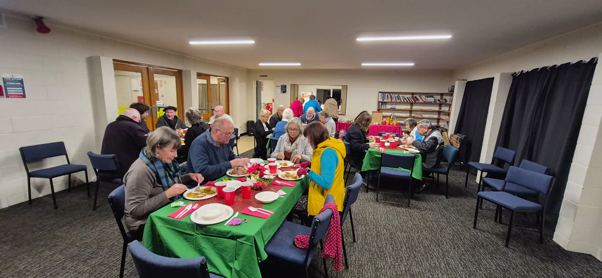 NZOS members enjoying the good food.