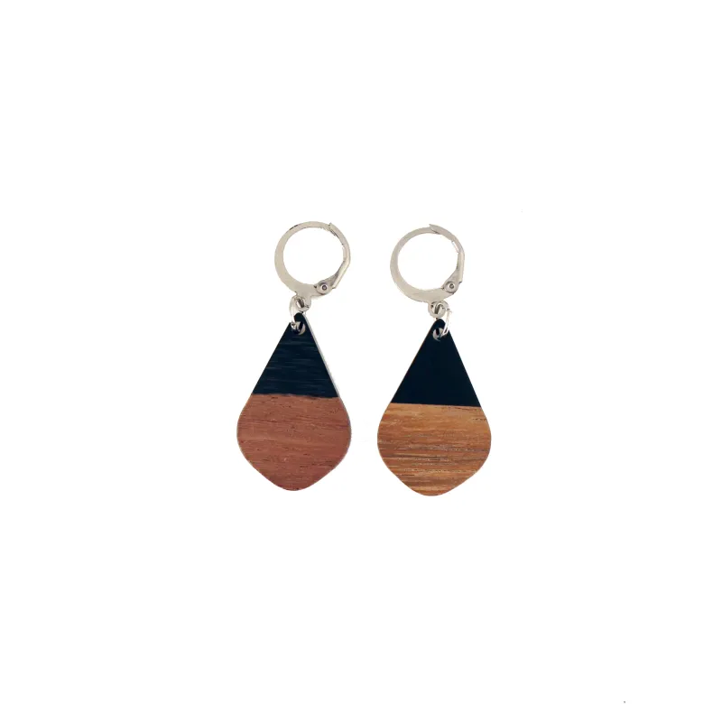 Droplet shaped knit stitch marker in wood and black acrylic