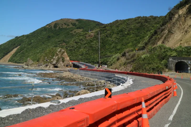 Temporary Water Filled Barriers for Hire - Great for Construction Sites, Roadworks, Traffic Managemnt, Crowd Control