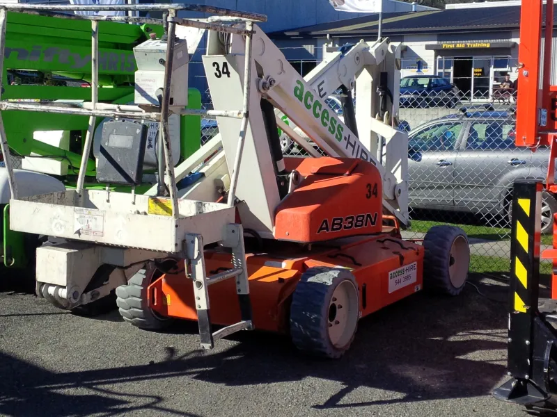 Access Hire - Elevated Work Platform Hire 13m Knuckle Boom For Hire - AB38N