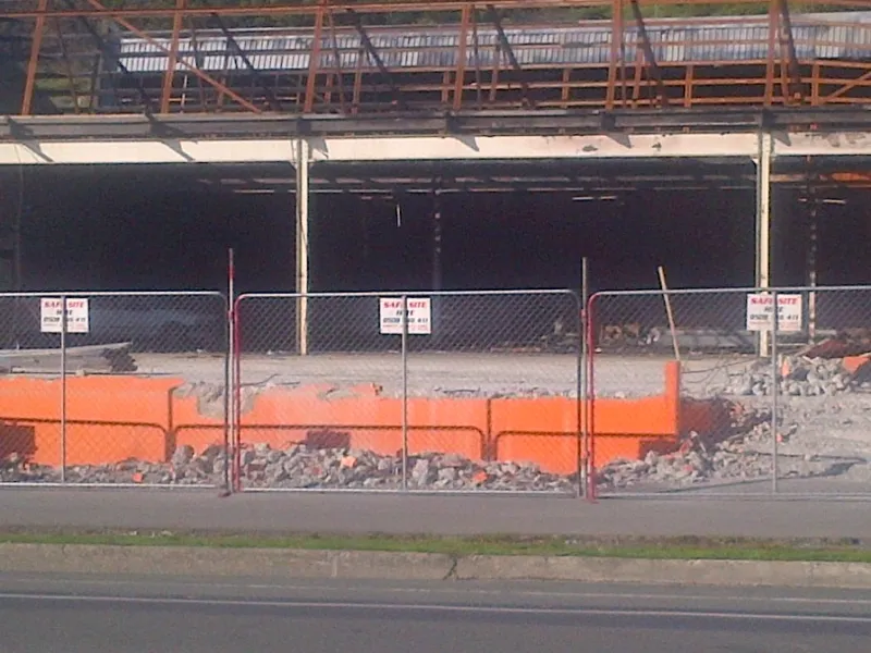 Safe Site Tempoary Fencing - Construction sites, Housing/Roofing Construction, Repair & Renovation Areas, Pedestrian Safety, Roading