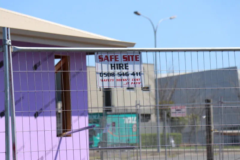 Safe Site Temporary Fencing for Hire or Sale