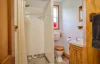 Shearing Shed Retreat bathroom