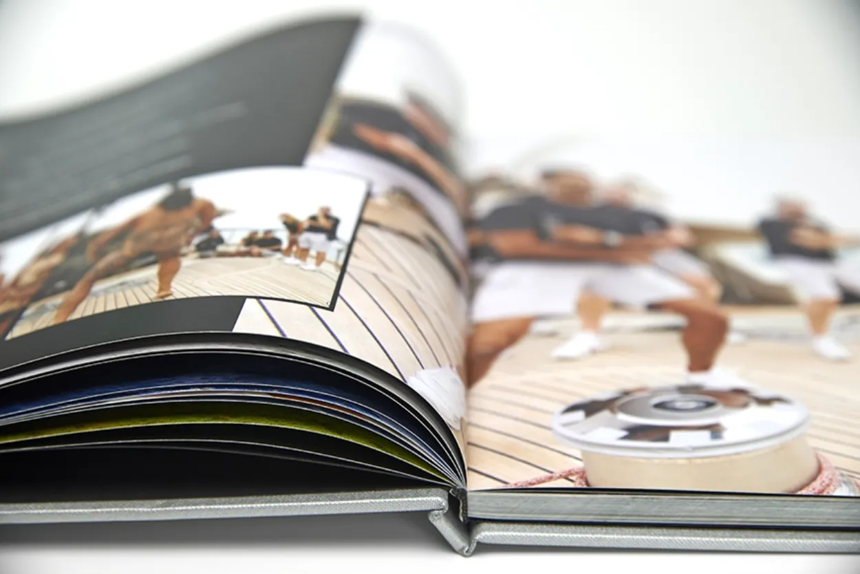 Crafted Books : Silencio Inside Layout