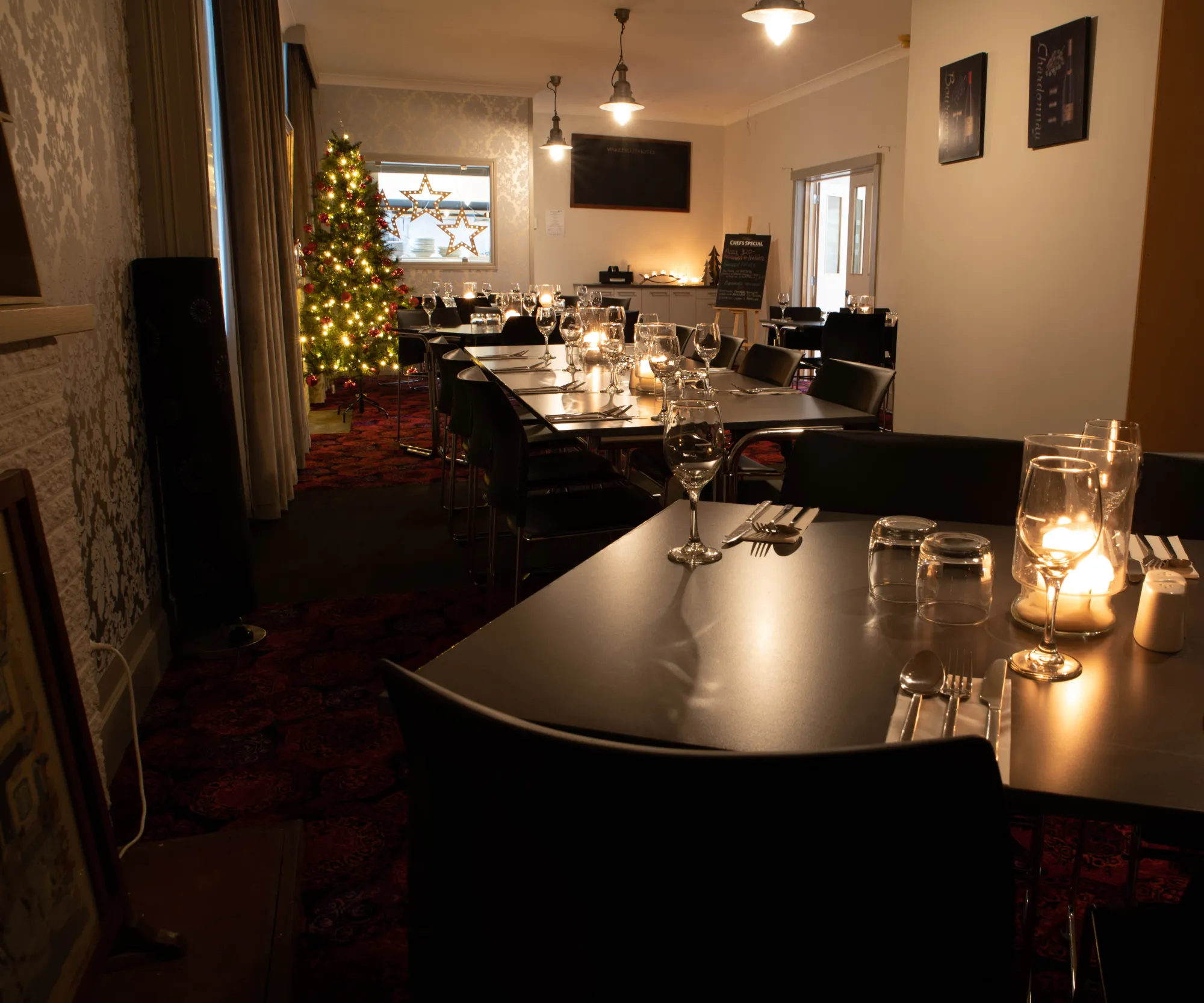 Restaurant dining room The Wakefield Hotel