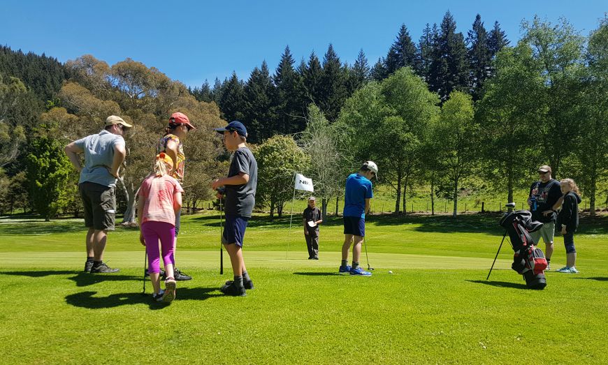 Team golf day aimed at getting kids to play